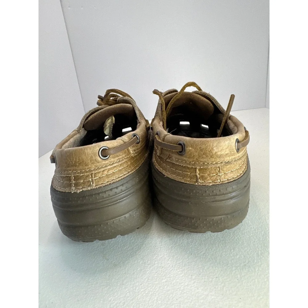 Crocs Pitchcrew Boat Shoe Clogs Mens 8 Womens 10 Brown Leather Slip On Loafers